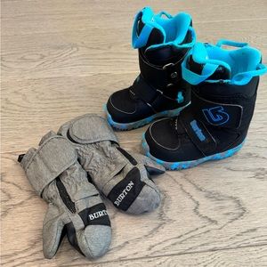 Mini Grom Burton boots 8C + mittens size 2T